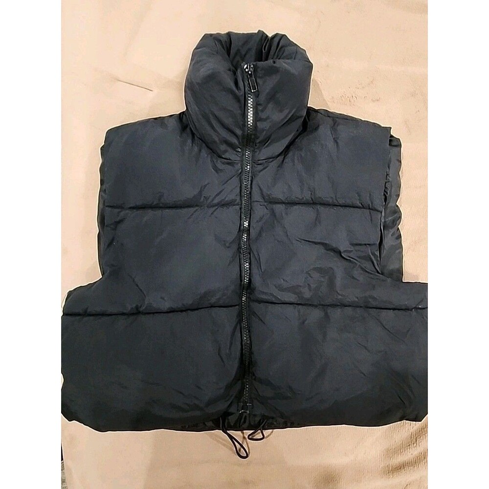 Black Cropped Puffer Vest Size XL High Neck Zip Up Streetwear Baddie Aesthetic